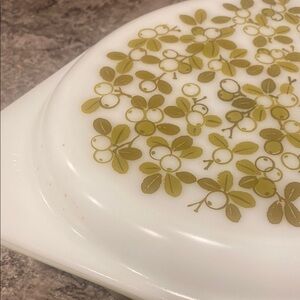 Vintage White and Green Floral Dish Tupperware casserole